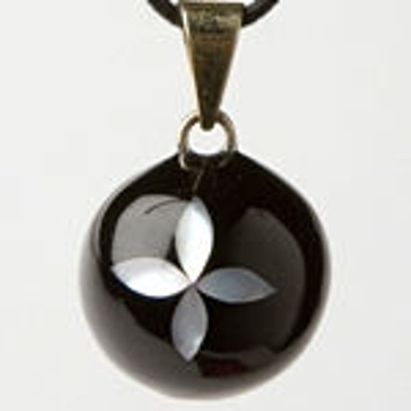 Obrázek Těhotenský šperk Bola black pearl flower BABYLONIA